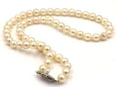Lot of 2 pearl strand necklaces