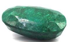 Fantastic Colossal 557.50CTS Oval Faceted Emerald Loose Gemstone