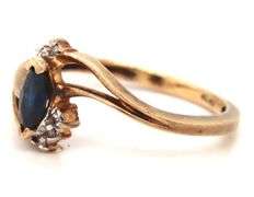 10kt Yellow gold blue sapphire and diamond ring