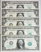 (5) Superb Crisp $1 2017A Star Replacement Notes Chicago-Consecutive!