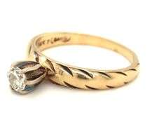 14kt Yellow gold round brilliant cut diamond engagement ring