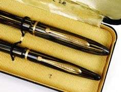 Vintage Sheaffers Fountain Pen & Pencil in Box, 14K Nib