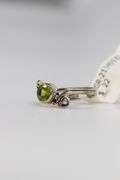 Sterling Silver Natural Peridot Gemstone Ring Size 7