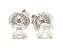 14kt White gold 0.90ctw Moiss Ashcer cut stud earrings