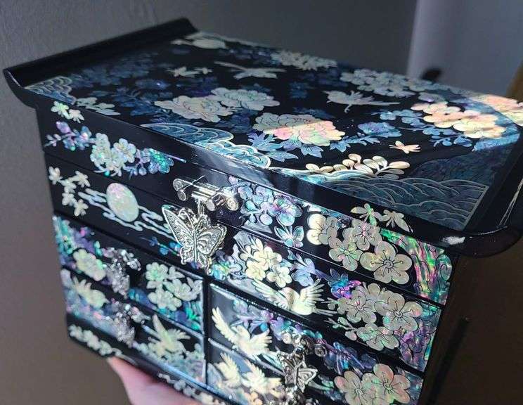 Mother of Pearl Luxury Wooden Jewelry Organizer