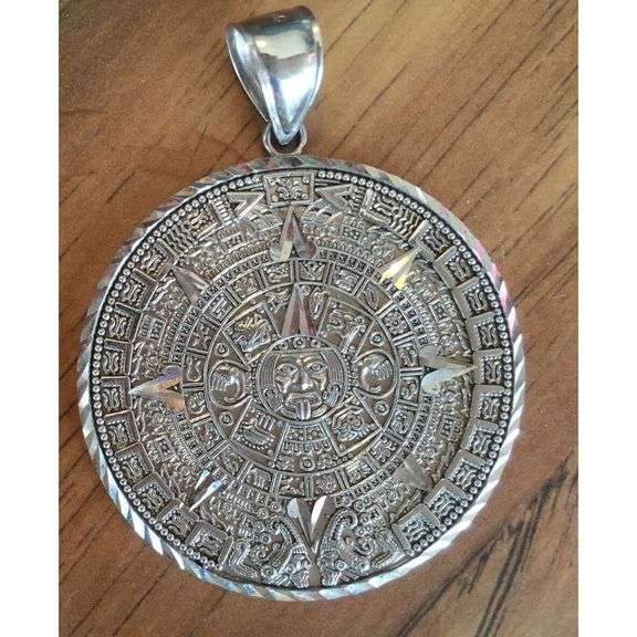 .925 Sterling Silver Aztec Mayan Calendar