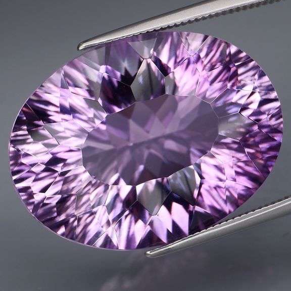 Simply stunning 12.26ct premium cut color shifting Amethyst