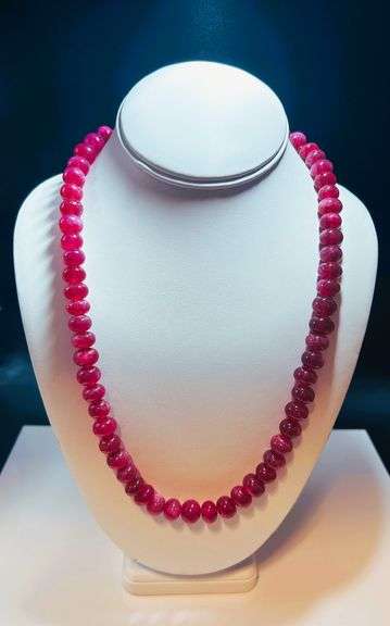 Beautiful Large 749 Ctw Mined From The Earth Natural Ruby Necklace
