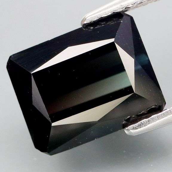 Captivating 3.90ct untreated gray blue Tourmaline
