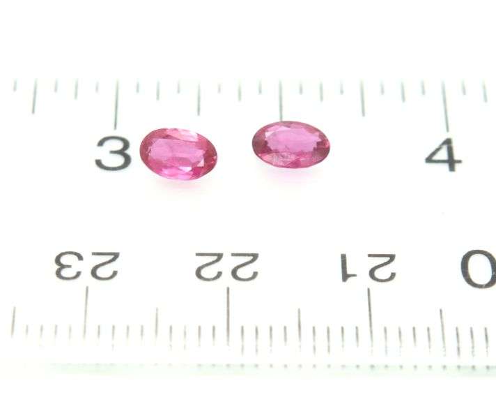 Premium .96ct natural pink set of Sapphires
