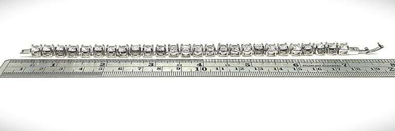 Beautiful 18 Kt White Gold Lab Simulated Diamond Tennis Bracelet