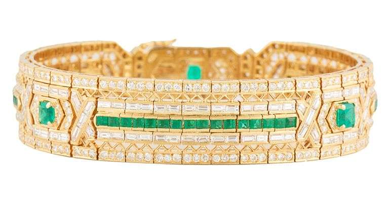 2.25ctw Emerald and 7.00ctw Diamonds Art Deco Link Bracelet in 18K