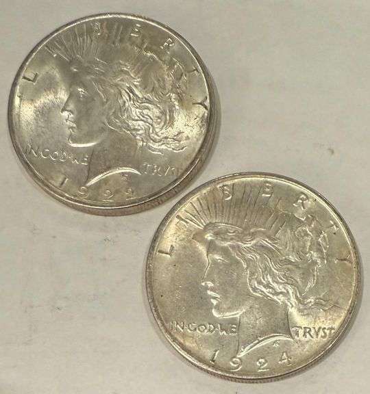 1922 &1924 Frosty White BU Peace Dollars