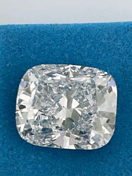 IGI CERTIFIED LOOSE DIAMOND 3.07 CARAT CUSHION CUT D-VS2