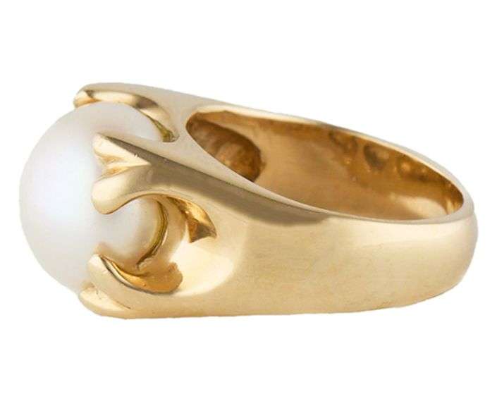 Nabco 11.0MM Pearl Solitaire Ring in 14K yellow gold.