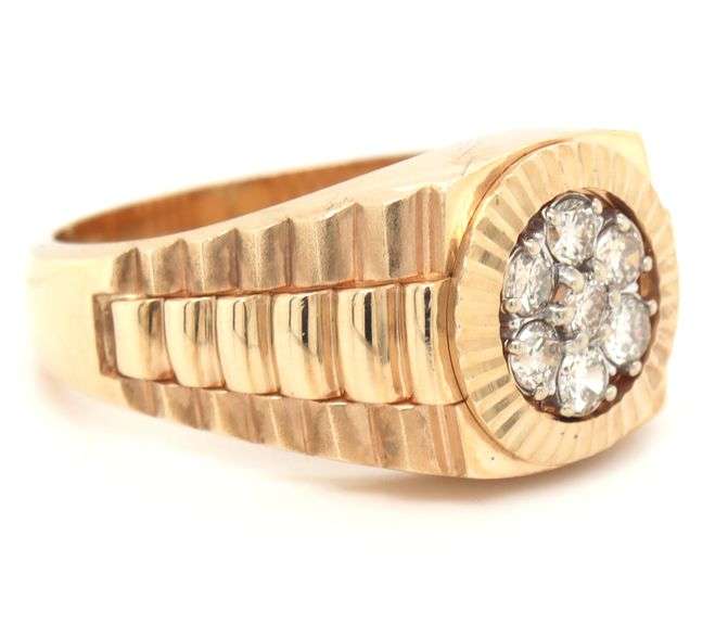 10kt Yellow gold 0.55ctw diamond cluster Rolex style ring