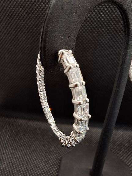 ELEGANT 14K WHITE GOLD HOOP LAB DIAMOND EARRINGS