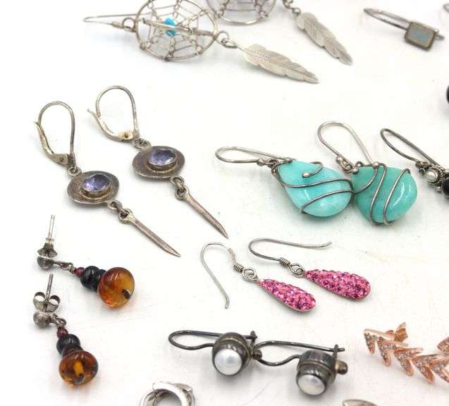 Group lot of Vintage 925 sterling silver earrings