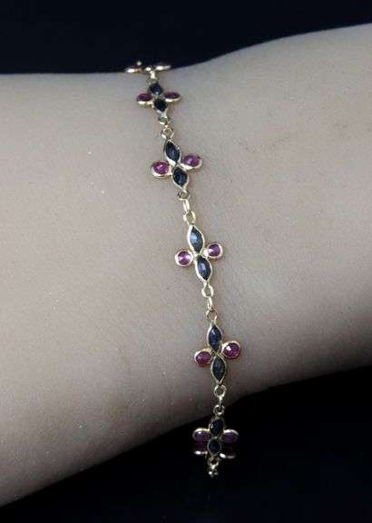 14kt Yellow gold ruby and sapphire bezel set bracelet