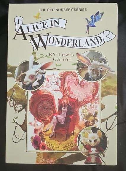 Alice in Wonderland Enchanted Booksafe