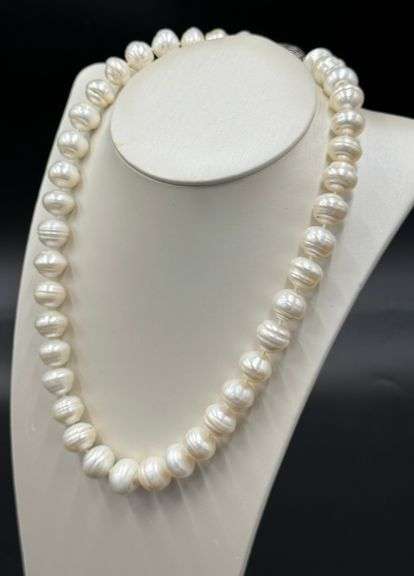 Glamorous Baroque Pearl Necklace with Sterling Silver Pave Diamond Clasp