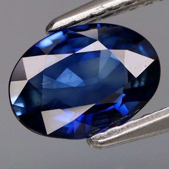 Gorgeous 1.07ct cobalt blue Ceylon Sapphire