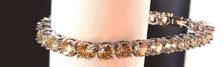 Gorgeous 18 Kt White Gold 16.5 Ctw Lab Simulated Morganite Tennis Bracelet