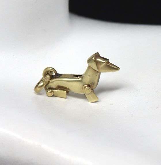 14kt Yellow gold Dog charm