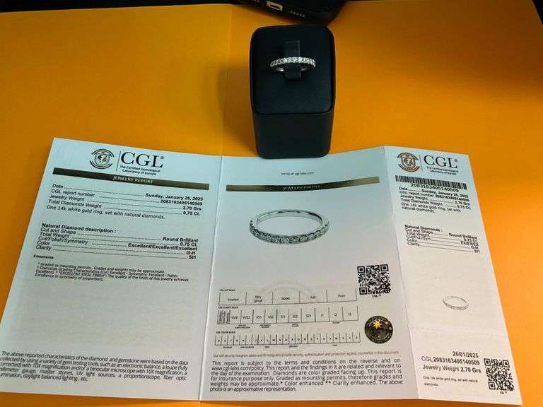 CERTIFIED BRAND NEW 14K WHITE GOLD DIAMOND BAND