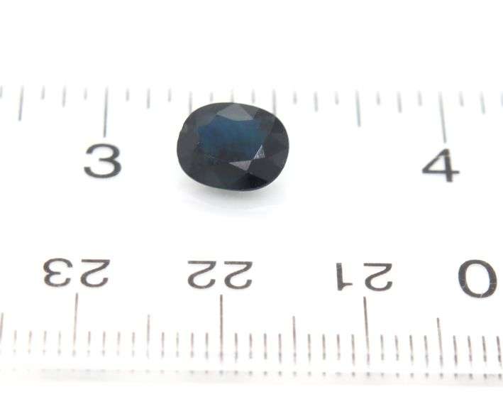 Elegant 1.66ct midnight blue Sapphire -heated only!