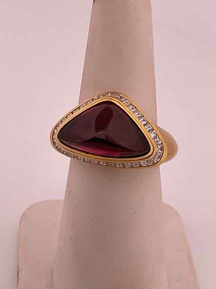 BRAND NEW 18K YELLOW GOLD DIAMOND AND RUBELLTE RING