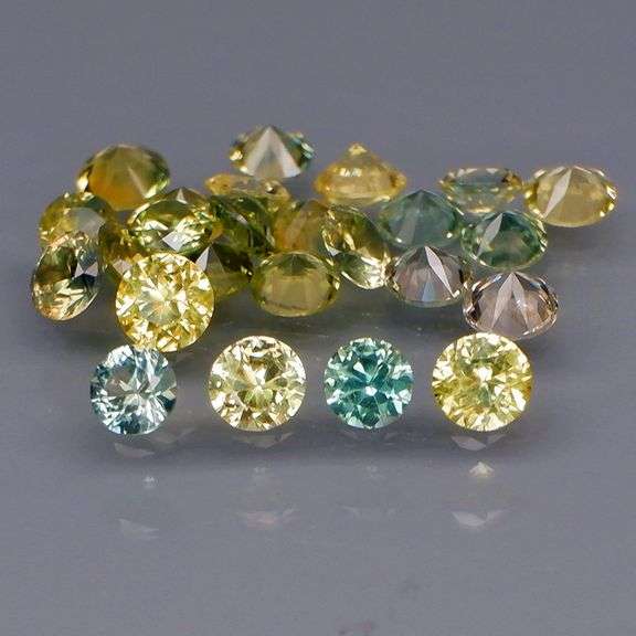 Heated only! 2.45ct round cut Australian Sapphire set!