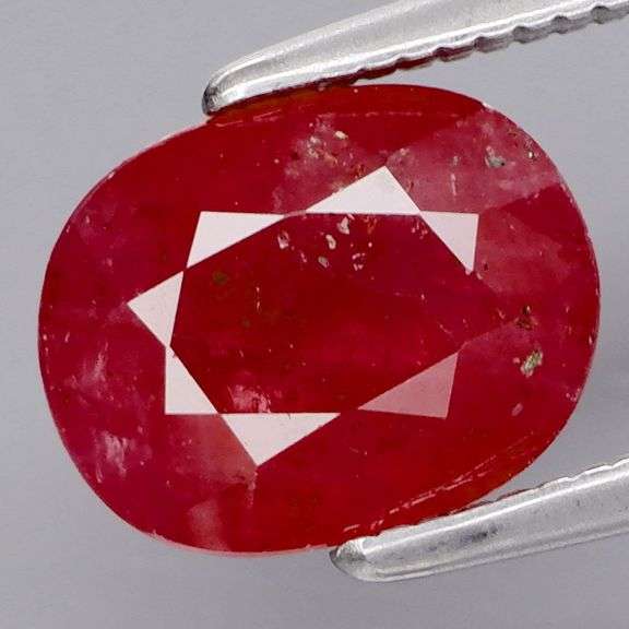 Top blood red 2.43ct Ruby from Mozambique -Heated only!!!