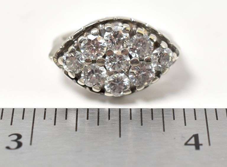 Magnificent 14K White Gold Diamond Ring