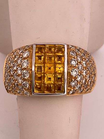 BRAND NEW 18K YELLOW GOLD DIAMOND AND YELLOW SAPPHIRE RING