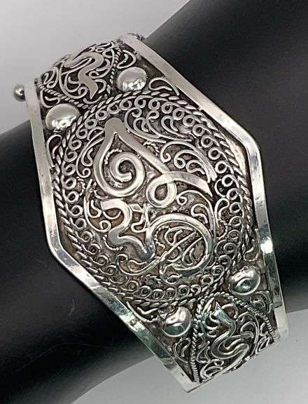 41.7g .925 Sterling Hinge Bracelet