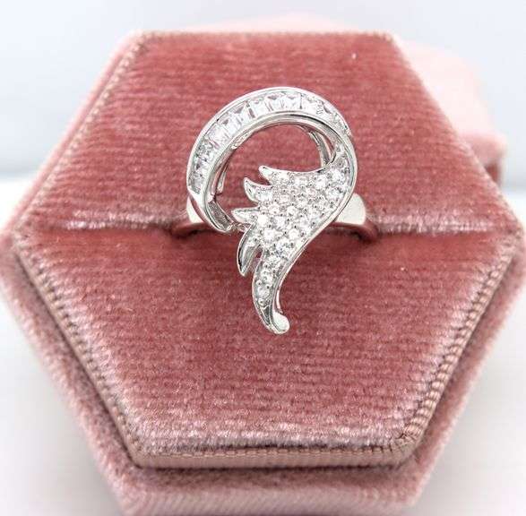 18kt White gold cubic zirconia baguette with pave diamond wave ring