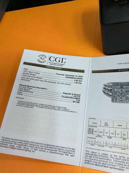 CERTIFIED 14K WHITE GOLD DIAMOND RING