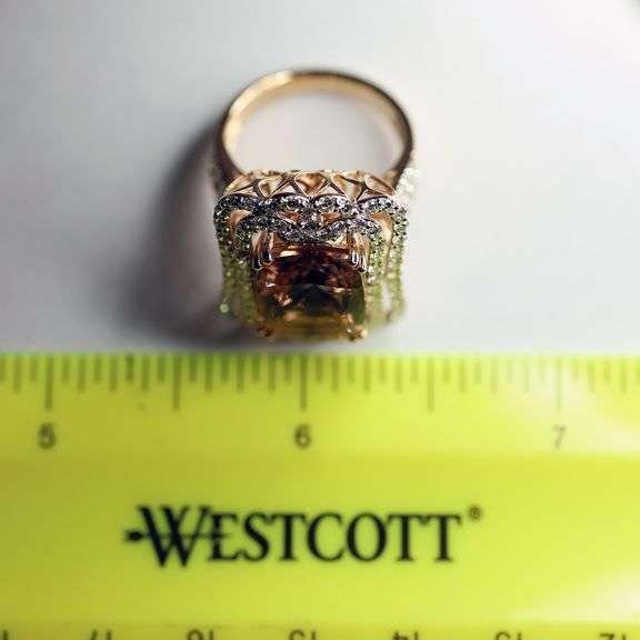 Stunning 8cts Morganite and Diamond Ring
