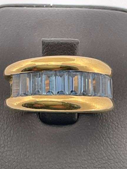18K YELLOW GOLD BLUE TOPAZ BAND / RING