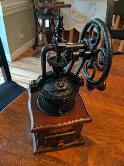 Cast Iron Hand Crank Coffee Grinder