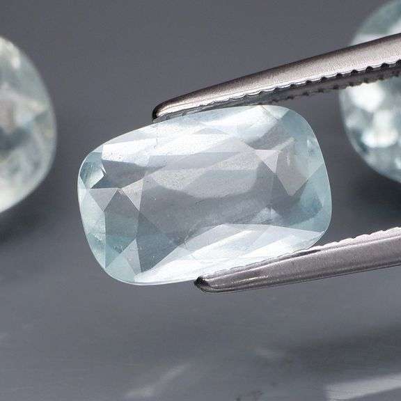 Frosty! 5.15ct set of real Brazilian Aquamarines!