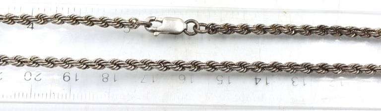 Group lot of 8 Vintage 925 sterling silver necklaces