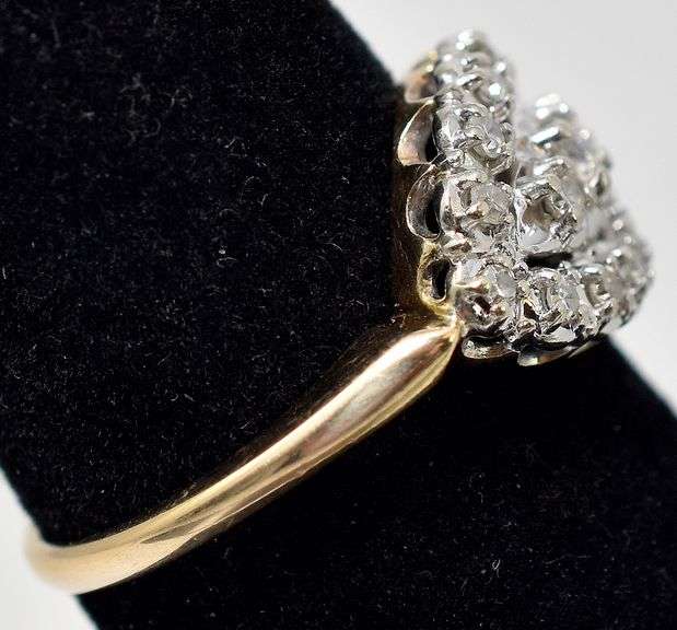 Beautiful 14K Yellow and White Gold Diamond Ring