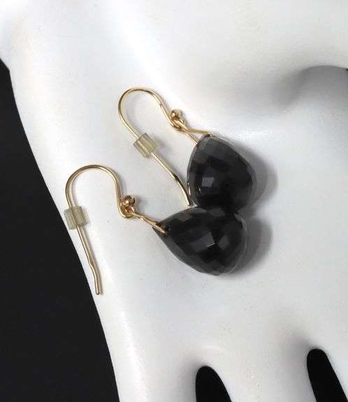 14kt Yellow gold black onyx dangle earrings