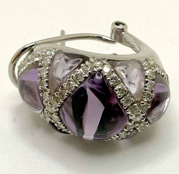18k white gold cabochon Amethyst and diamonds earrings