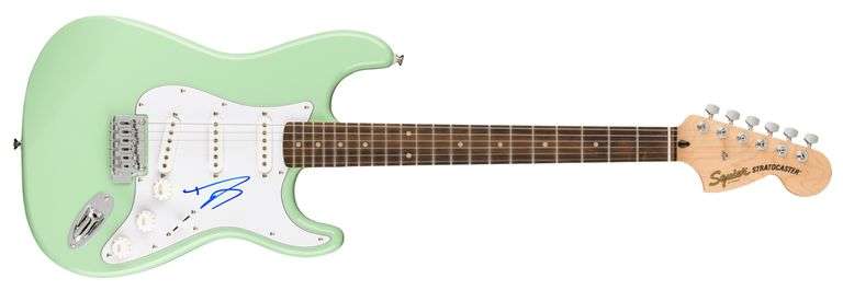 Dave Grohl Nirvana Foo Fighters Signed Surfer Green Fender Stratocaster Guitar ACOA