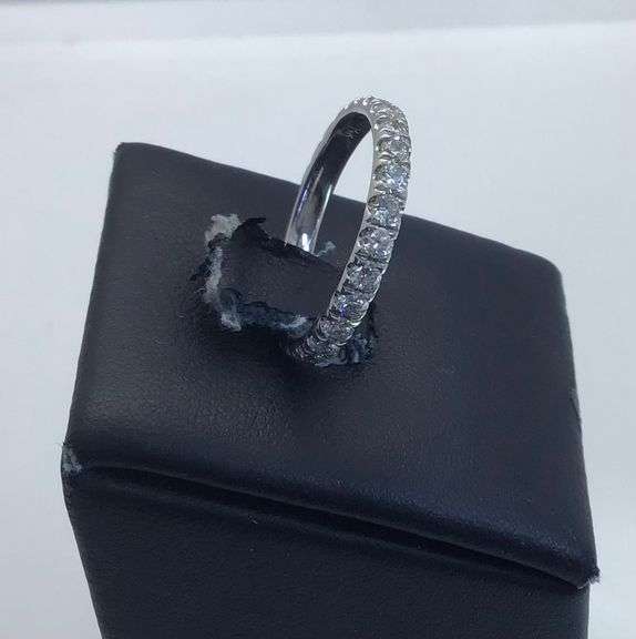 14K WHITE GOLD ETERNITY BAND