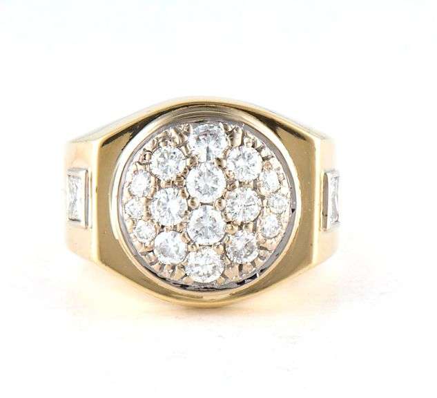 Gents 1.85ctw Round and Princess Cut Diamond Cluster Ring in 14K