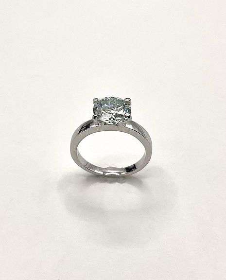 Dazzling 3.1 Ct White Ice Blue Lab Simulated Diamond Ring